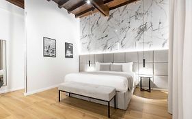 Home At Rome Luxury Navona